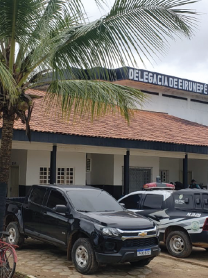 A Polícia Civil do Amazonas (PC-AM), por meio da Delegacia Interativa de Polícia (DIP) de Eirunepé (a 1.160 quilômetros de Manaus), recapturou, nesta quarta-feira (26), Afonso Lúcio da Silva Rocha, de 29 anos. A recaptura foi realizada em razão da regressão cautelar do regime semiaberto para o fechado, devido à condenação pelo crime de roubo.
